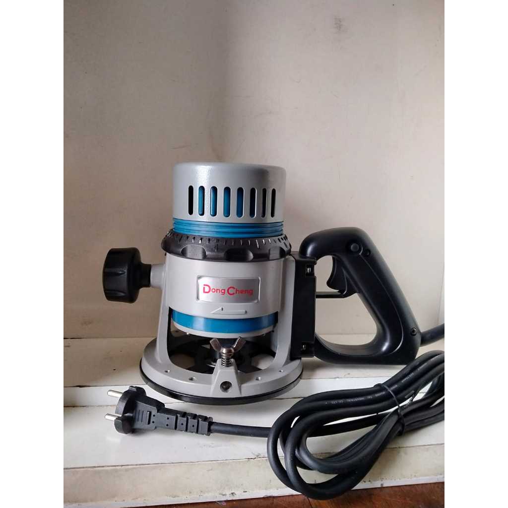 Jual GLOBAL TEKNIK - MESIN ROUTER KAYU DMR03-12 DONG CHENG | Shopee ...