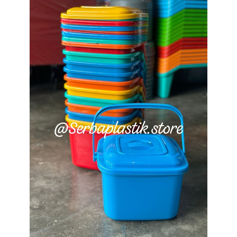 Jual ember segi serbaguna tutup warna plastik / tong pasir mainan lego ...