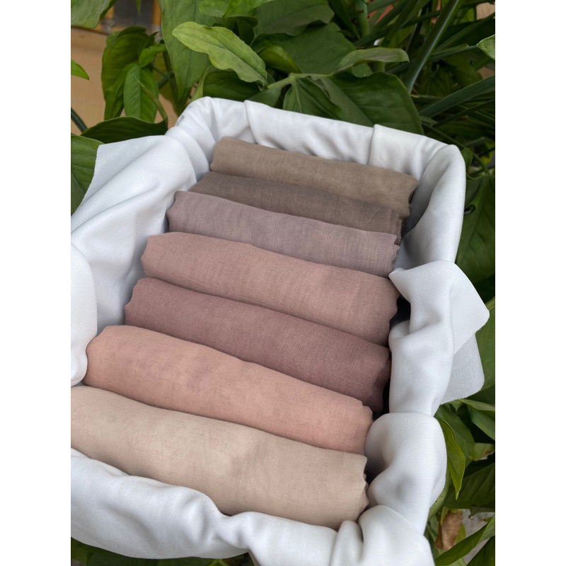 Jual HIJAB PARIS SEGI EMPAT POLOS BY INVEIL HIJAB | Shopee Indonesia