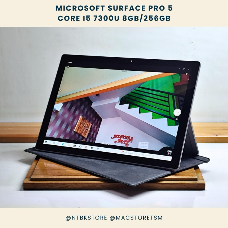 新品ワイヤレスキーボード付属！Surface Pro 5 i5-7300U 8G 256G 12.3