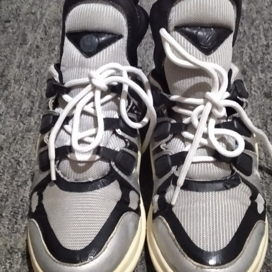 Jual BERSERTIFIKAT !!! Sepatu LV Archlight Sneaker Women