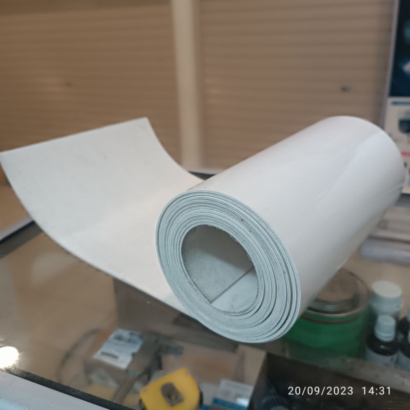Jual PVC PUTIH PABRIK 2 MM X 20 CM X 1 METER | Shopee Indonesia
