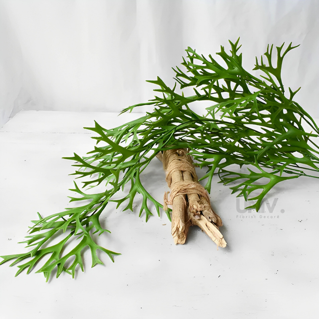 Jual DAUN PAKIS JUNTAI PLASTIK DAUN RAMBAT TANDUK RUSA ARTIFICIAL DAUN ...