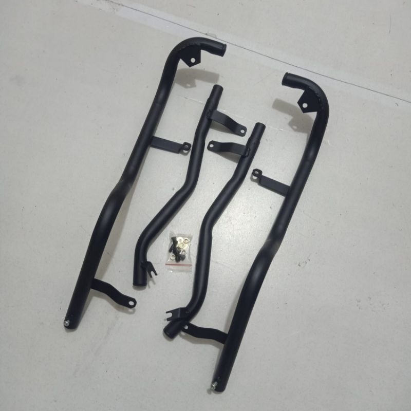 Jual Crash bar xmax new 2023 Tubular xmax new pelindung body xmax new xmax connected Shopee