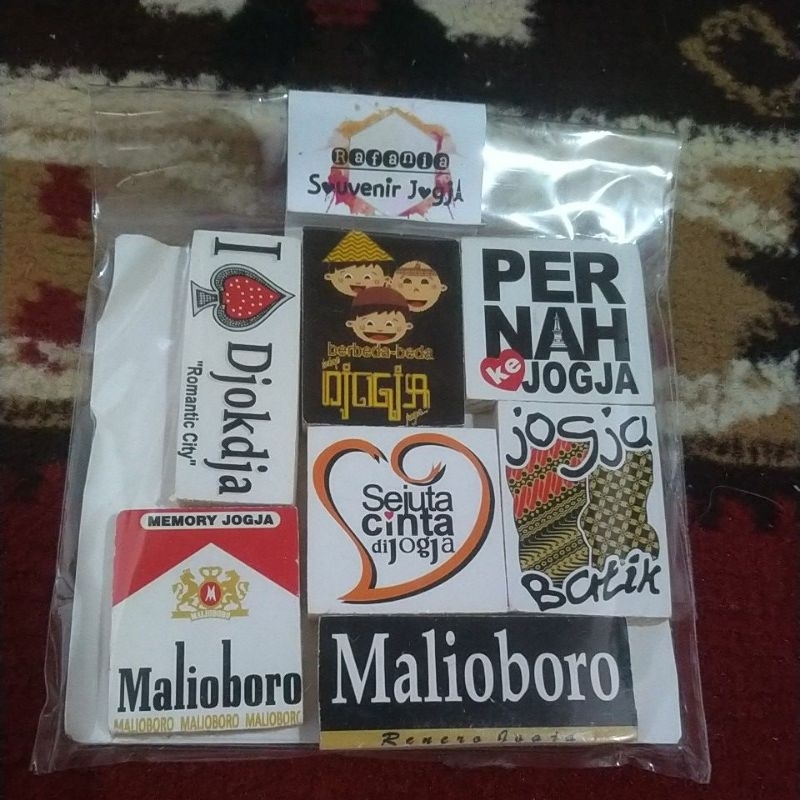 Jual 7 pcs / Tempelan Kulkas Mix STIKER Wisata khas Jogja Kayu