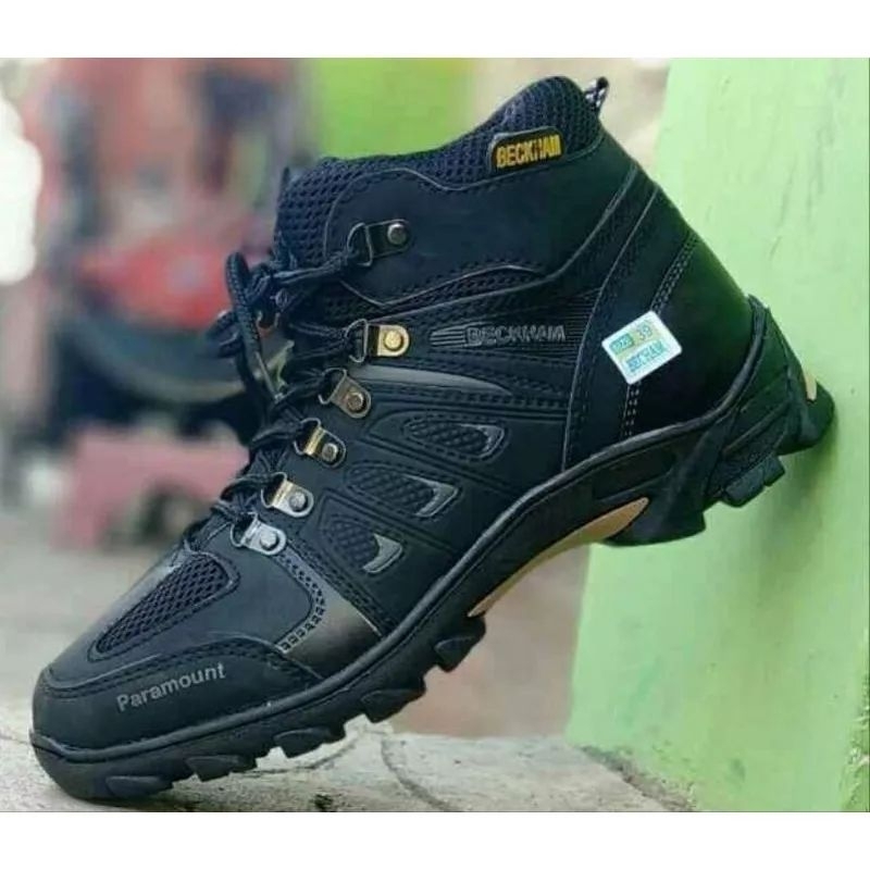 Jual Sepatu Gunung Pria Hiking Outdoor Anti Slip Sepatu Tracking Pria ...