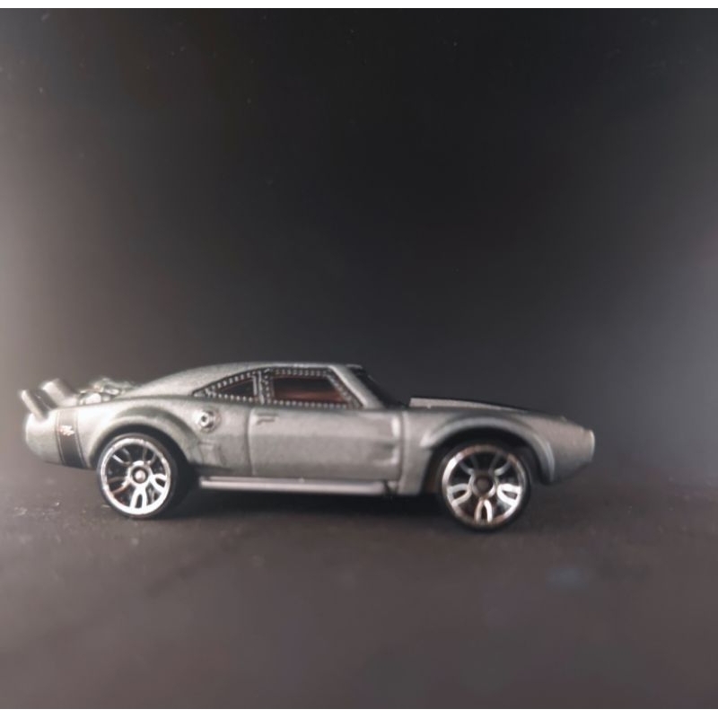 Jual Hotwheels Ice Charger loose Fast and furious Fnf | Shopee Indonesia