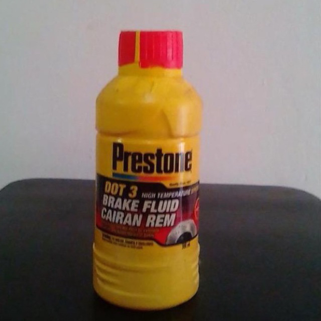 Jual Brake Fluid Minyak Cairan Rem Dot 3 Prestone Merah 300 Ml Shopee Indonesia 4016