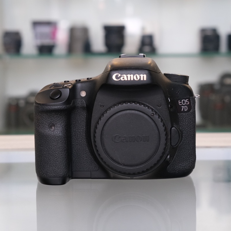 Jual canon eos 7d kamera dslr pro 7D body only | Shopee Indonesia