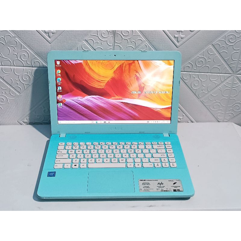 Jual Laptop Asus X441n Aqua Blue Ram 4gb Ssd 256 Gb Display 14 Inc Shopee Indonesia