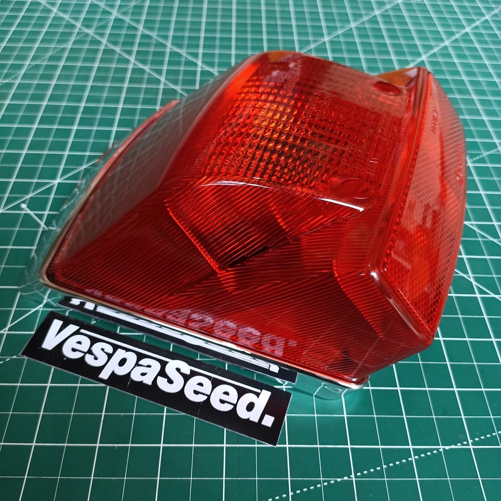 Lampu Stop Belakang Vespa New PX