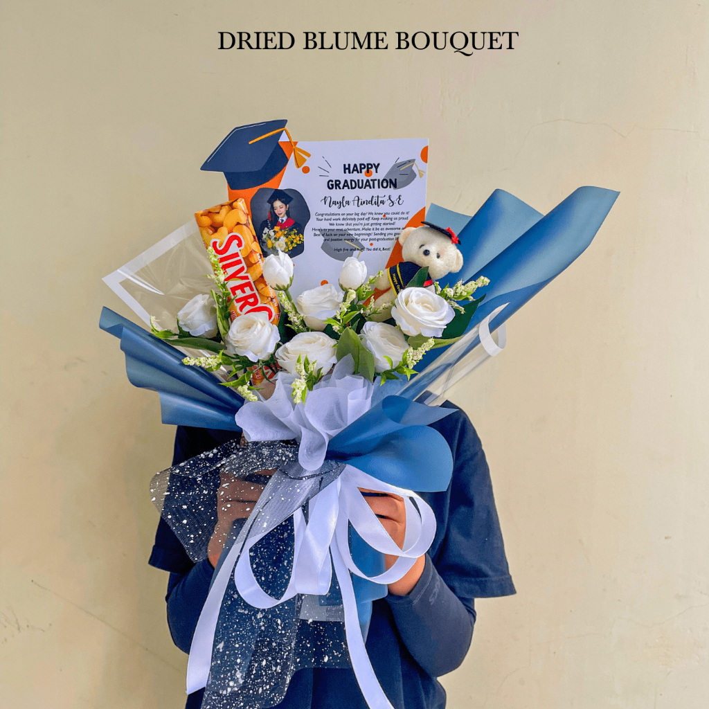 Jual Buket Bunga Wisuda Graduation Bestie Bunga Mawar Sabun Hadiah ...