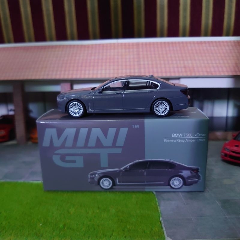 Jual Mini GT BMW 750Li X Drive Bernina Grey Amber Effect Unsealed ...