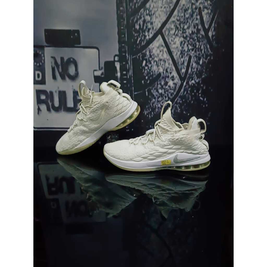 Harga clearance lebron 15