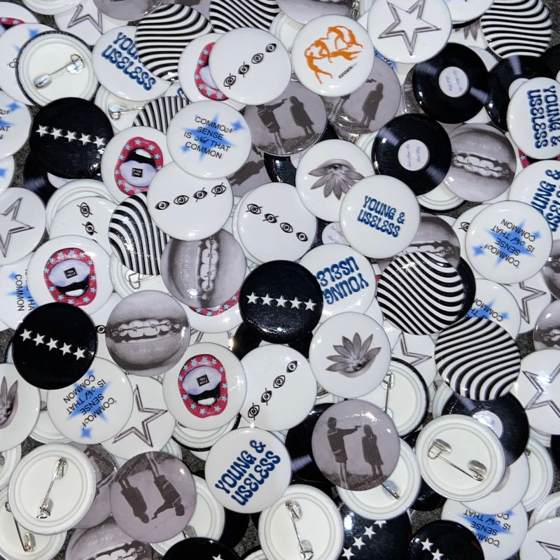Jual SUPERIOR Club - Pin Button Vol. 1 | Shopee Indonesia