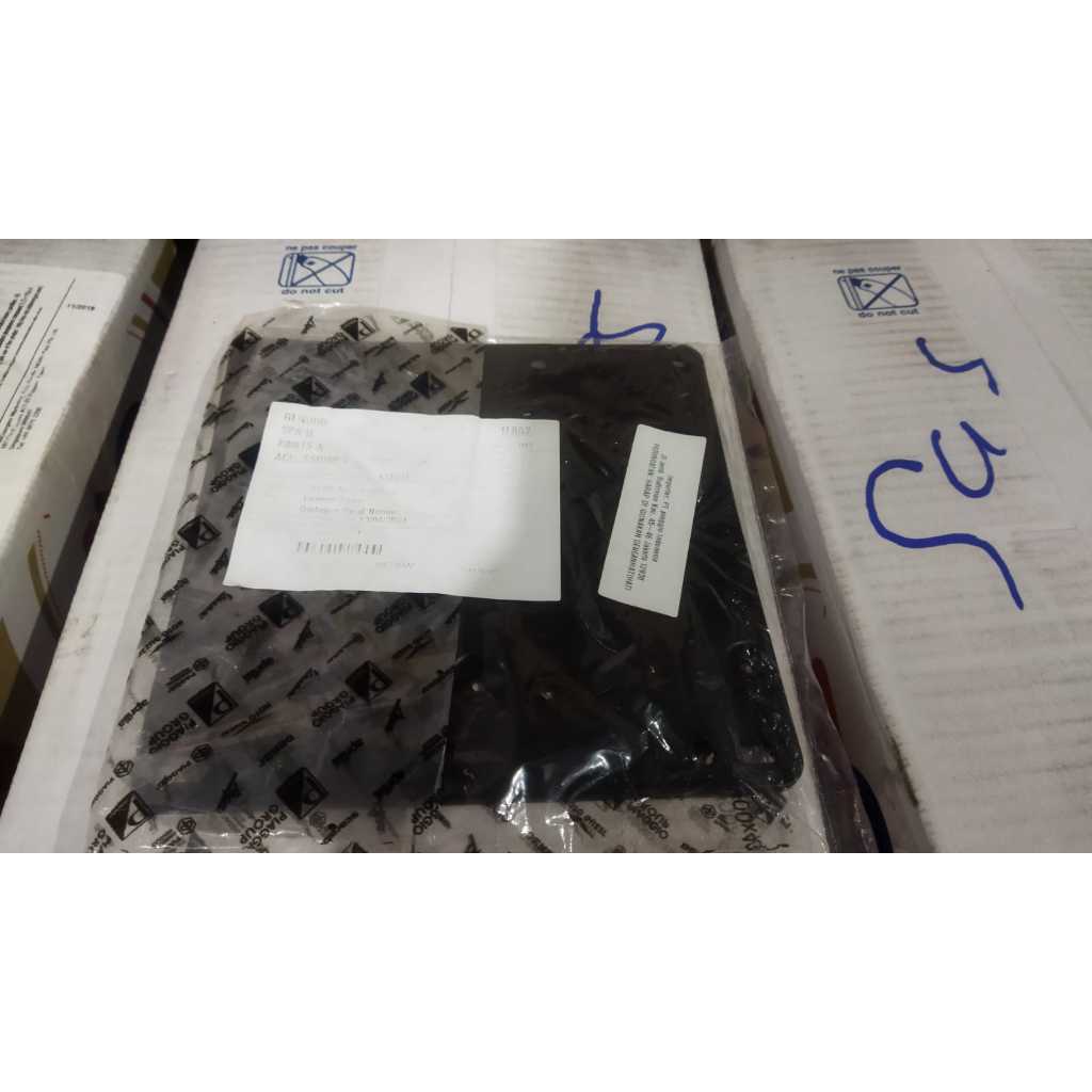 Jual DUDUKAN PLAT NOMOR BELAKANG VESPA LX-S-LXV-GTS-ZIP ( 641524 ...