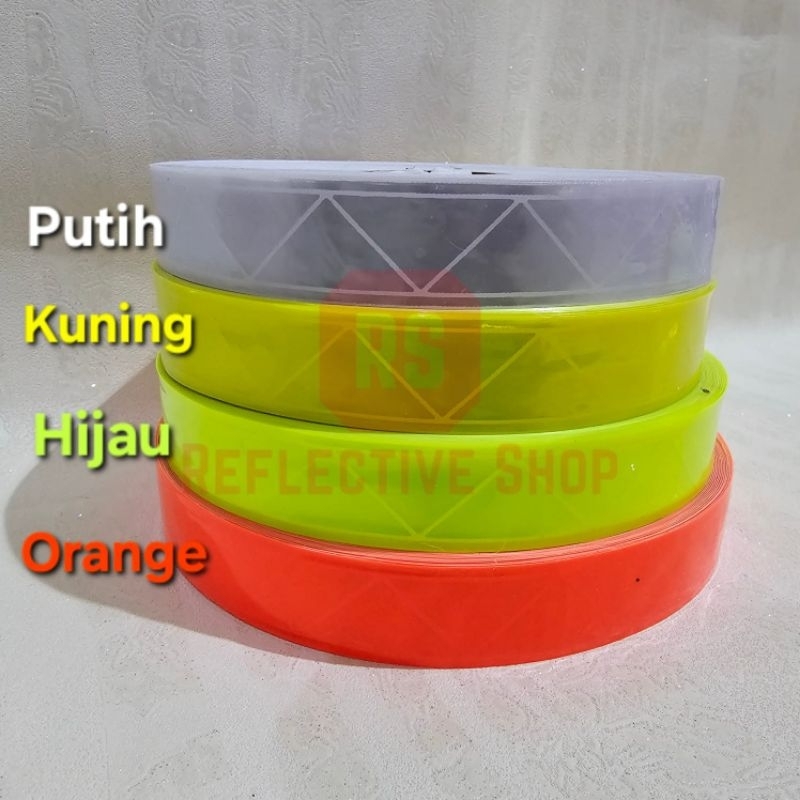 Jual Scotchlite PVC Motif Segitiga 2,5 cm isi 50 Meter / Scotlight ...
