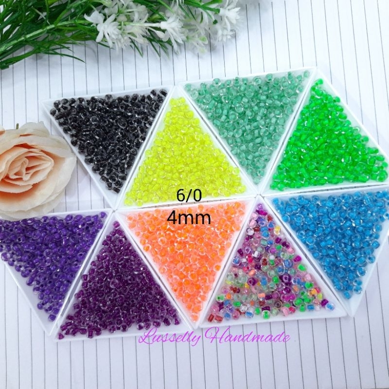 Jual 25gram Manik Pasir Color Inside Bening Isi 6/0 (4mm) | Shopee ...