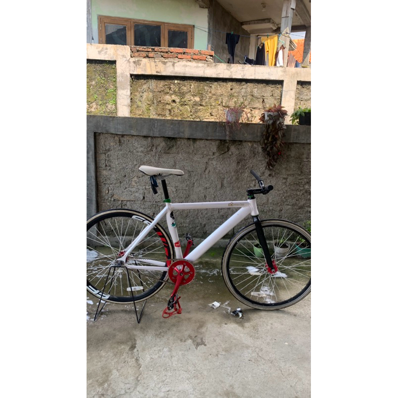 frame fixie soloist 77