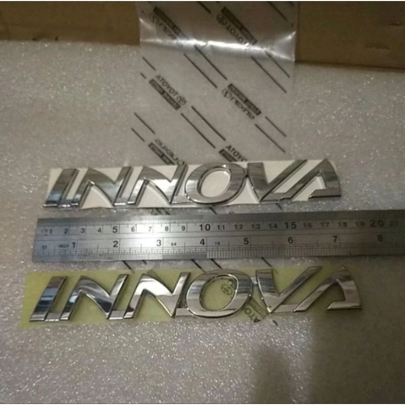Jual Emblem logo tulisan Innova dan Innova reborn bagasi belakang ...