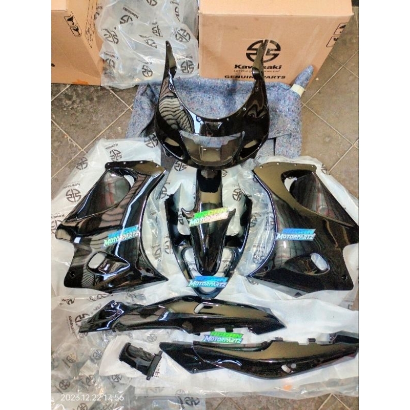 Jual BODI BODY SET NINJA RR OLD HITAM ORIGINAL KAWASAKI | Shopee Indonesia