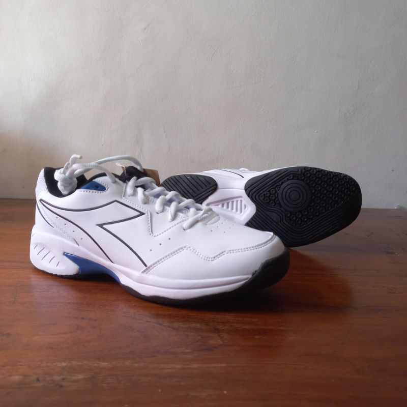 SEPATU TENIS DIADORA ORIGINAL BNIB