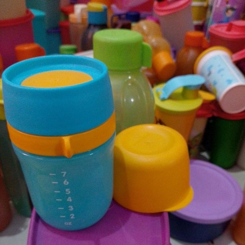 Jual botol edukasi anak Tupperware second | Shopee Indonesia