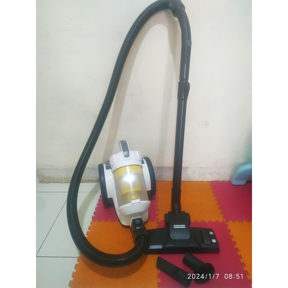 Jual Karcher VC 3 Premium 700 Watt Vacuum Cleaner Dry Shopee Indonesia