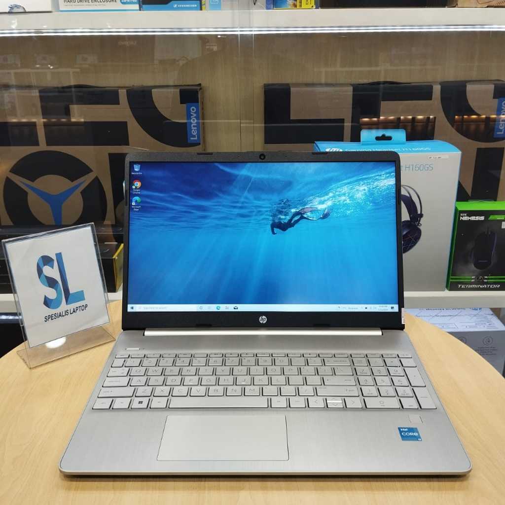 Jual LAPTOP HP SLIM 15 INTEL CORE I3 GEN11 8GB 512GB SSD UHD GRAPHICS FHD WINDOWS 11 SILVER