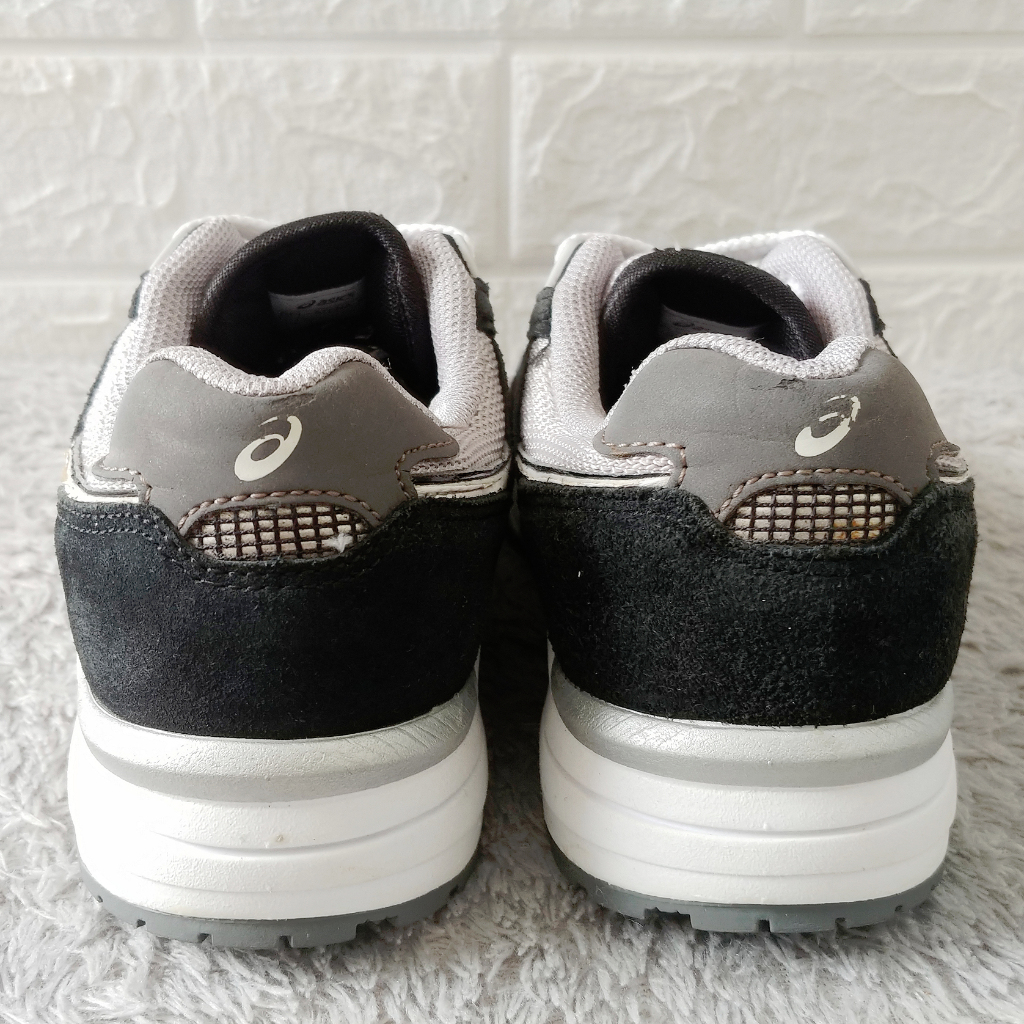 Asics gel atena rf deals