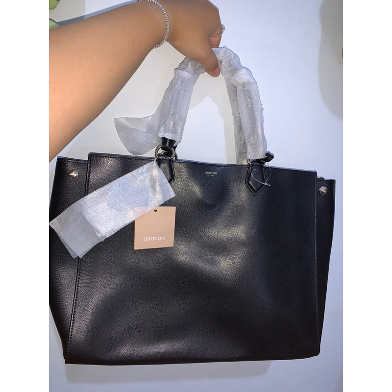 Oroton bag harga hotsell