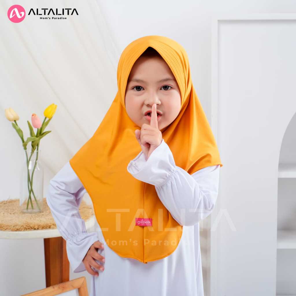 Jual Altalita - Hijab Pinguin Anak Instan Jersey Premium Jilbab Bergo ...