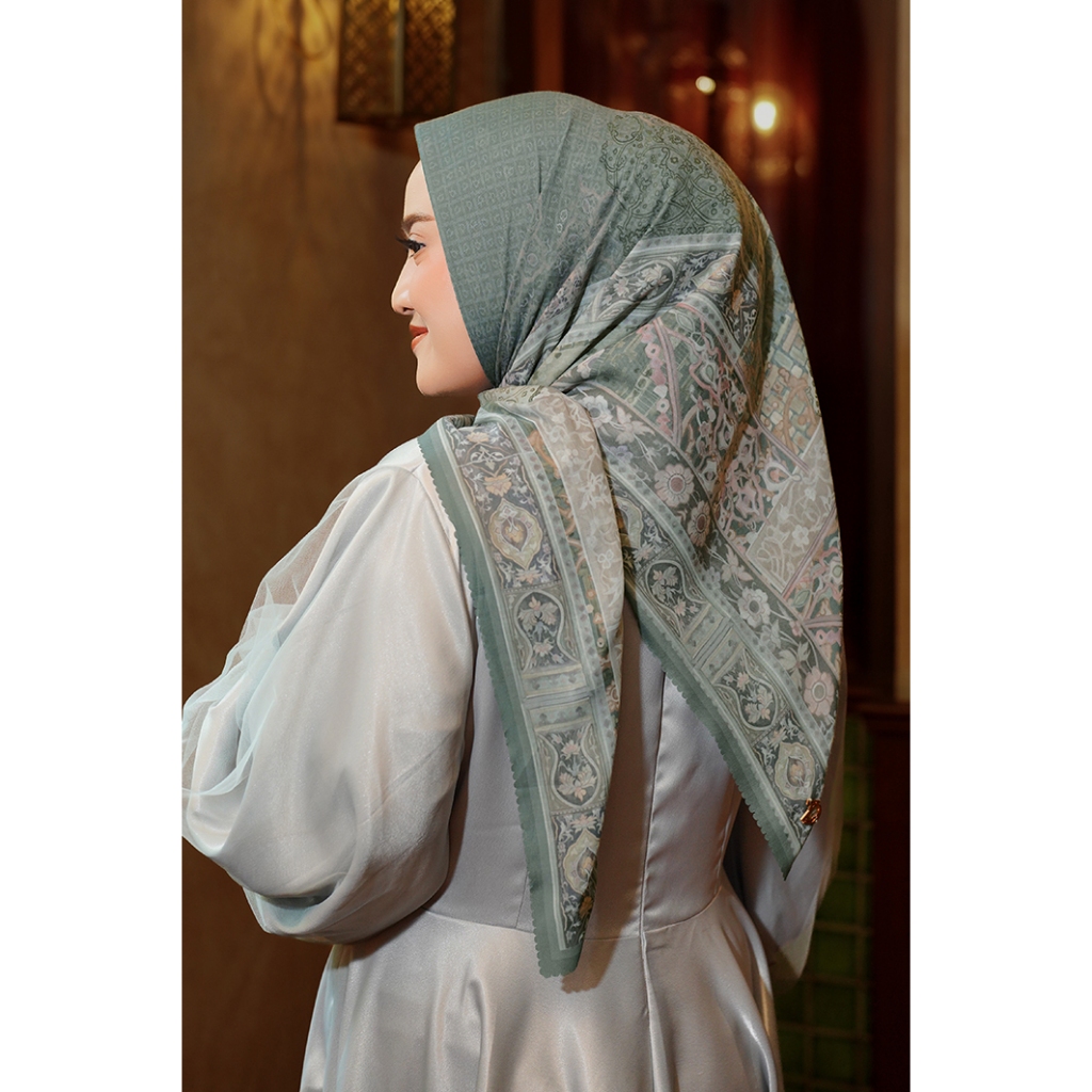 ZYTADELIA The Blue Tile Scarves Series Printed Scarf Hijab Segi Empat Hijab Aire Voile Hijab Premium Hijab Motif