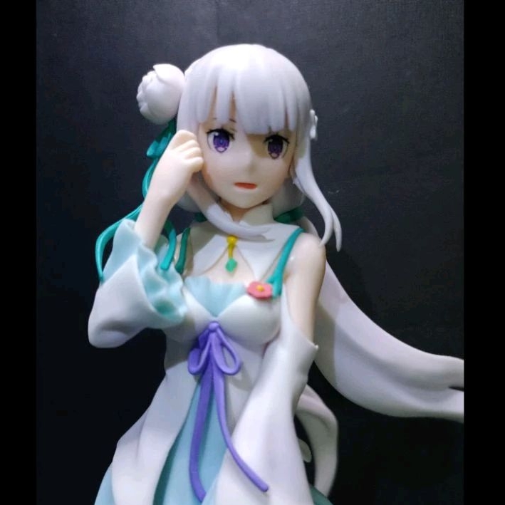 Jual Figure Anime Emilia Re Zero - SEGA | Shopee Indonesia