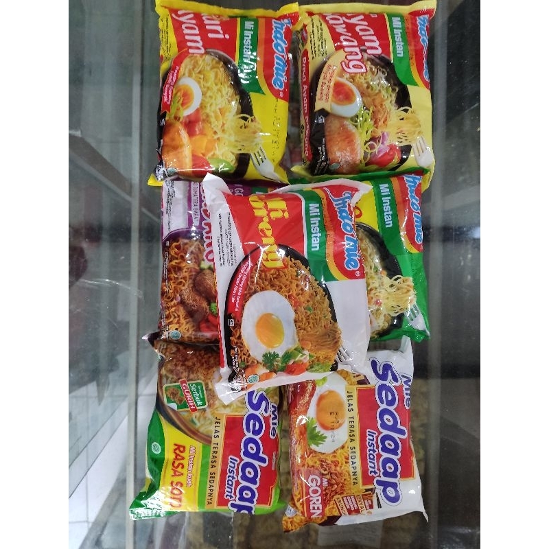 Jual Indomie Goreng Soto Kari Ayam Ayam Bawang Dan Rendang Mi Sedap Goreng Dan Soto