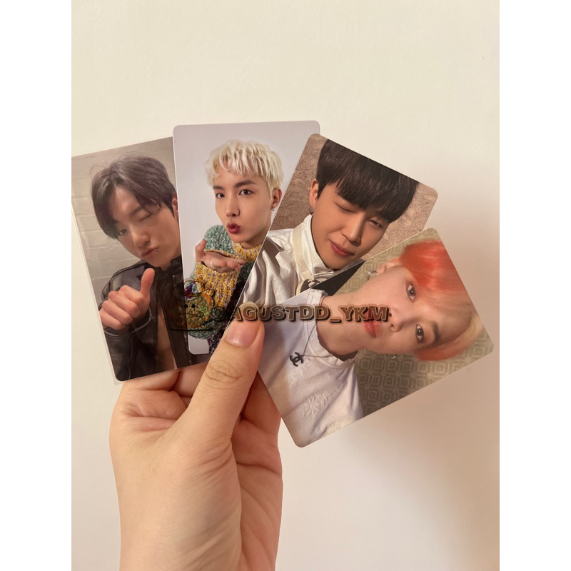 BTS' Jungkook Includes Mood Lamp With His Voice In Artist-made Merch - Foto 12