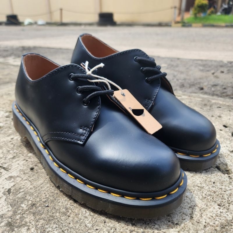 Jual Sepatu Docmar Boots Pria 1461 black smooth low 3 Hole Ultimate PK ...
