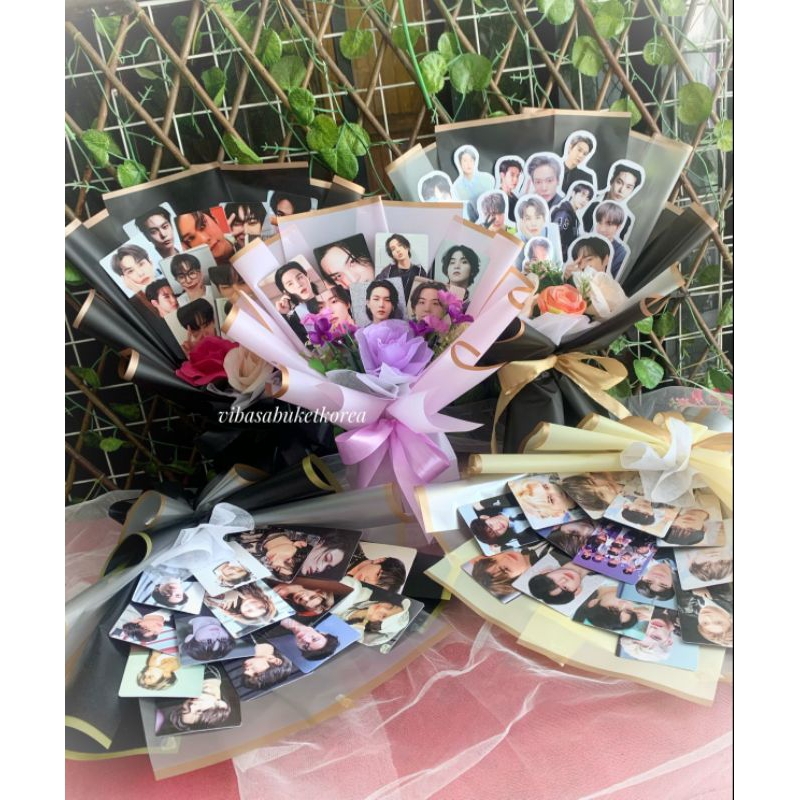 Jual (TERMURAH) Buket Foto Custom Buket Photocard Buket Hadiah Foto ...