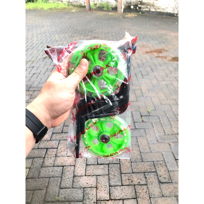 Jual Roda Samping sepeda Anak Nyala LED 5warna ukuran 12,16 | Shopee ...
