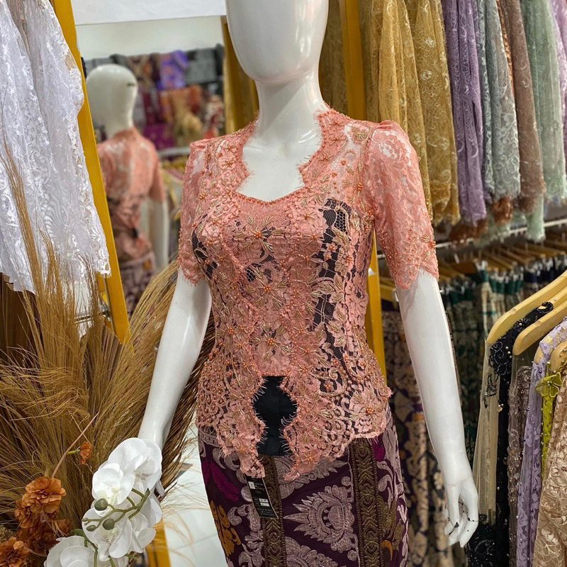 Jual Kebaya Full Payet Tepi | Kebaya Payet | Kebaya Bali | Kebaya Bali ...