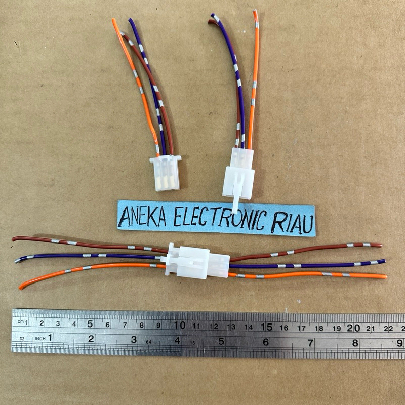 Jual SOKET KONEKTOR KECIL 3 PIN SEPASANG SOKET PLUS KABEL MOTOR SOCKET ...
