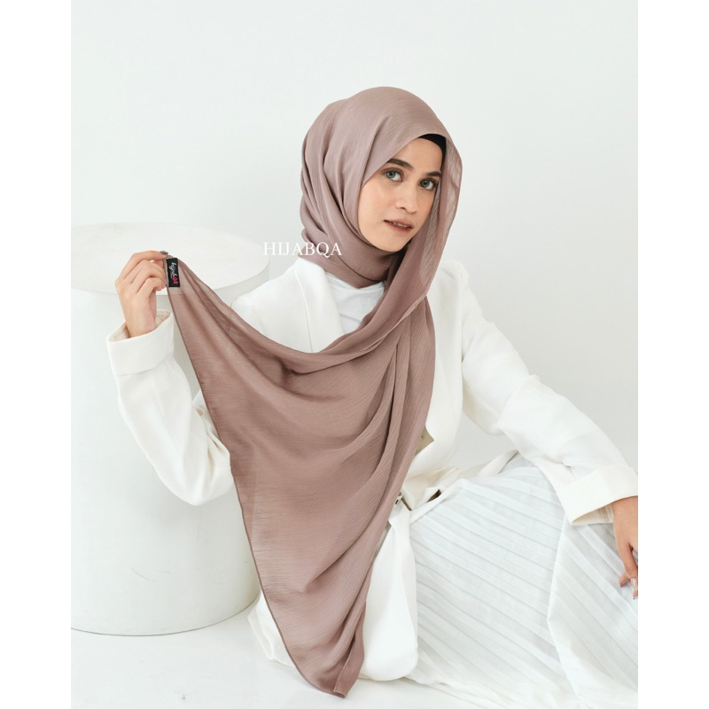 Jual Hijabqa Rayya Silk Pashmina Cradenza Satin Shopee Indonesia