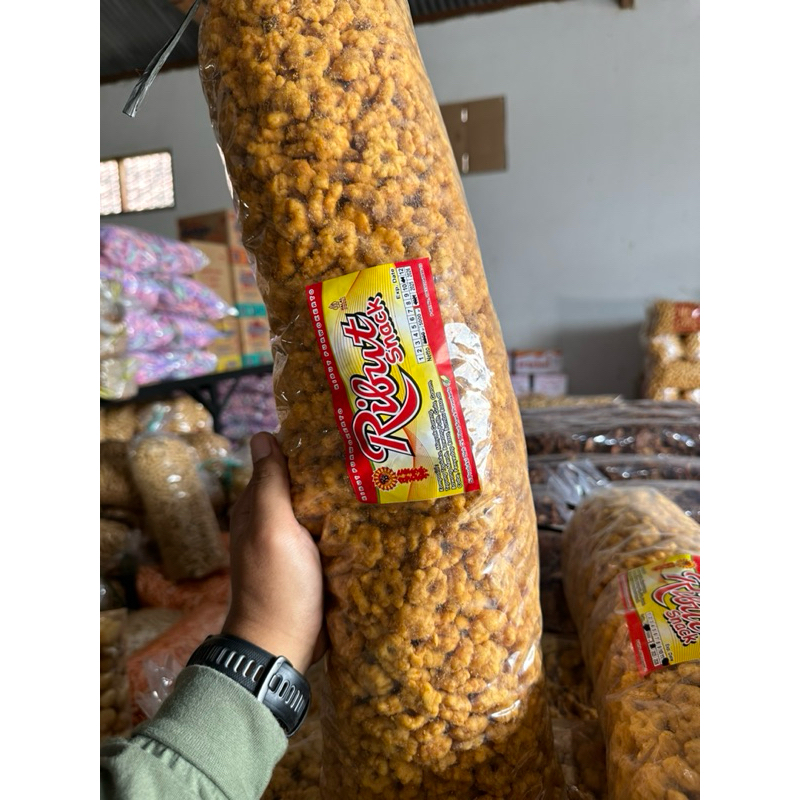 Jual 1 KG Pilus sakura ribut PEDAS/ snack ribut jajan jadul | Shopee ...