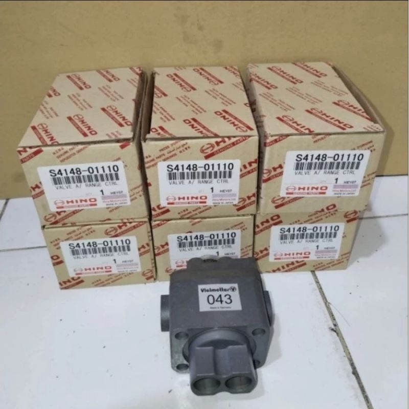 Jual CONTROL VALVE S4148-01110 POPET VALVE TRANMISI ZF FM260 FM320 HINO ...