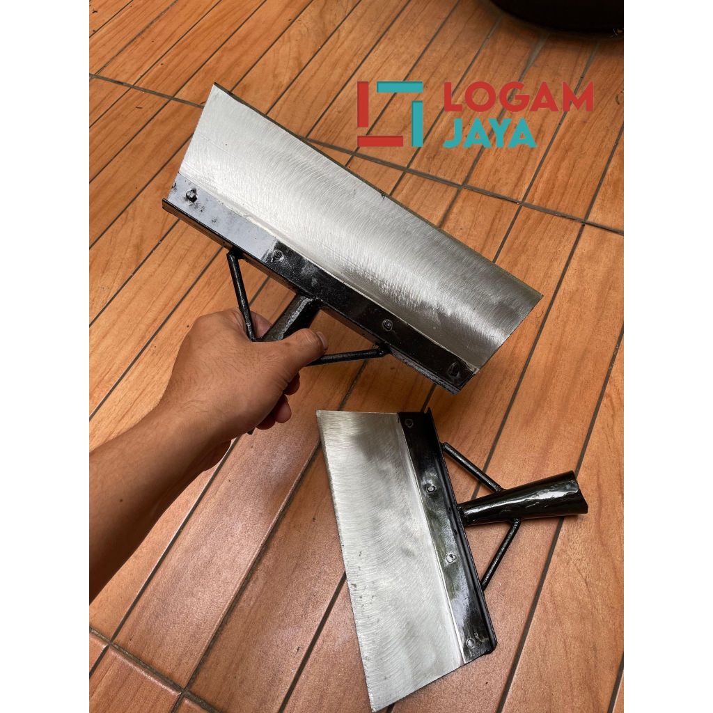 Jual Skop Pembersih Taman Lumut dan Kotoran Ternak Serbaguna/ Skop ...