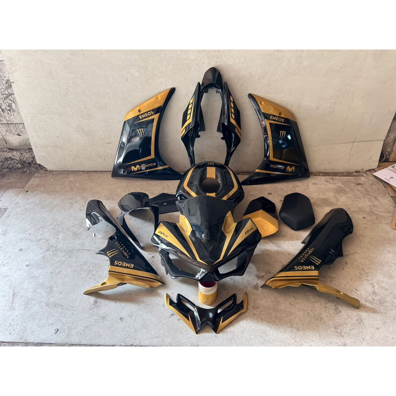 Jual Paket bodi custom utk Yamaha R15 v2 | Shopee Indonesia