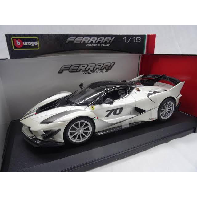 Modellino Ferrari FXX-K EVO Bburago 1:18 - Auto Da Collezione Con Porte Apriibili, Blu - Foto 5