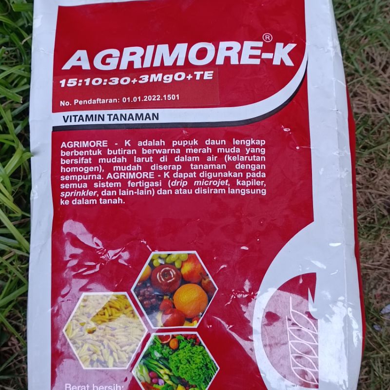 Jual PUPUK AGRIMORE-K (MERAH) 15:10:30+3MGO+TE VITAMIN TANAMAN | Shopee ...