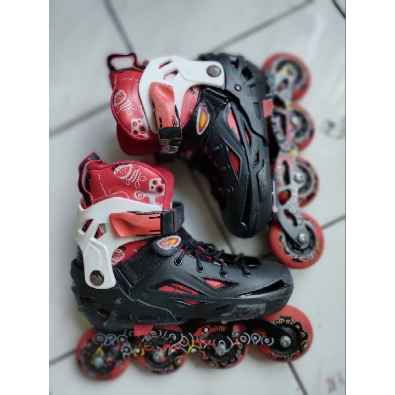 Jual sepatu roda | Shopee Indonesia