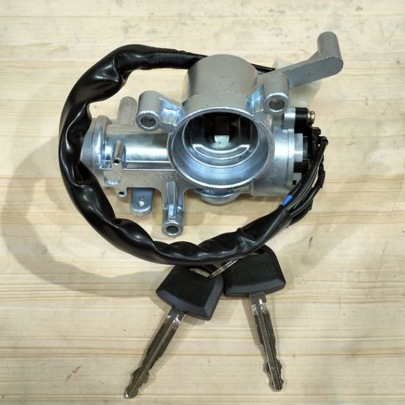Jual Lock Asm Steering Rumah Kunci Kontak Ignition Switch Isuzu Panther ...